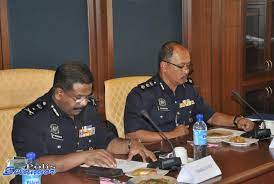 Sekiranya keadaaan sudah pulih mengapakah larangan ini dikuatkuasakan ? Polis Selangor Timbalan Ketua Polis Selangor Sac Dato A Thaiveegan Dan Ketua Polis Daerah Petaling Jaya Acp Arjunaidi Bin Mohamed Facebook