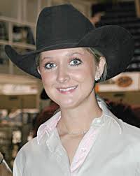 Larsen leads Non-Pro Day 1