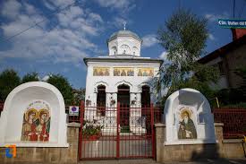 Make social videos in an instant: Biserica Sf Voievozi Cu Hramurile Sf Arhangheli Mihail Si Gavril Sf Antonie Cel Mare Din Ploiesti Obiective Turistice Prahova DeÈtepÈi Ro