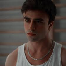 To the beat of a hot spanish song, marina ( maría pedraza) and samuel ( itzan escamilla) hookup for the first time. Samuel Discovered By Bian On We Heart It