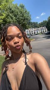 Chynna Holmes (@chynnaholmes3)