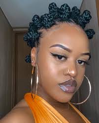 HBIC appreciation ✨💋 @tiara.synclaire get into these lewks • #r0yaltique  #r0yaltiquemakeup