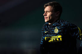 Let's keep this sub related to the fifa videogame and not about real world soccer news/videos outside of our designated weekend if threads. Photo Inter Highlight Nicolo Barella S Fifa 21 Team Of The Week Inclusion