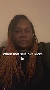 Ebony Ballard's Instagram, Twitter & Facebook