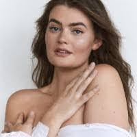 Tonya Stelly's Instagram, Twitter & Facebook