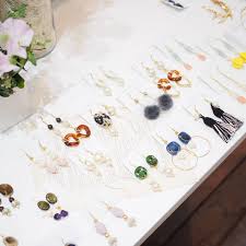 本日openしております フック型のピアスはすべてイヤリングに変更できます septoile 大阪市空堀町10 15 101 玉造駅 徒歩8分 営業日 金土日12 00 18 00 しばらく18時で閉店します アクセサリー ハンドメイド ハンドメイドアクセサリー ハンドメイドピアス