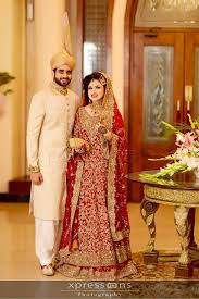Pin By Tamsila P On Must Have Asian Bridal Dresses Pakistani Bridal Dresses Asian Weddin In 2020 Asian Bridal Dresses Pakistani Bridal Dresses Asian Wedding Dress