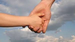 Speciale festa del papà di filastrocche.it con notizie storiche, tradizioni, poesie, filastrocche, ricette, idee regalo da realizzare subito o acquistare on line, biglietti d'auguri. Mio Padre Morto Da Solo Senza Una Carezza Ne Un Funerale Redattore Sociale