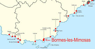 It looks more like an island, but is actually attached to the french mainland by a very small strip of land. Online Hafenhandbuch Frankreich Marina Bormes Les Mimosas Cote D Azur