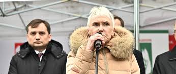Ewa błaszczyk jest polską aktorką teatralną i filmową, oraz piosenkarką. Ewa Blaszczyk Wiek