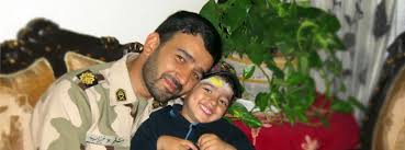 ‫یک مشت خاک و یک پرچم سرخ؛ همه گنجینه‌های یک شهید | حریم حرم‬‎