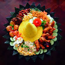 Nasi Tumpeng Ide Makanan Penyajian Makanan Masakan Indonesia