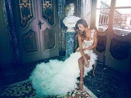 Abiti da cerimonia musani collezione 2016 abiti da cerimonia primavera estate 2018 abiti da cerimonia in pizzo corti. Abiti Da Sposa 2014 La Collezione Di Vanitas Indossata Da Belen Rodriguez Sposalicious