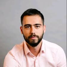 Excited to share that Whatnot is looking to hire our first business  operations manager in the UK. Come work with Whatnot's international team