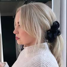 Emma Louise Grimley (@emmalvernon)