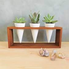 Black floral ceramic planter set. Pin On Jardinagem Etc E Tal