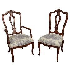 Boss captain's chair in black vinyl. Set Of 8 Cherry Wood Dining Chairs In White And Blue Toile At 1stdibs