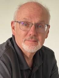 Oliver Wilhelm's Instagram, Twitter & Facebook