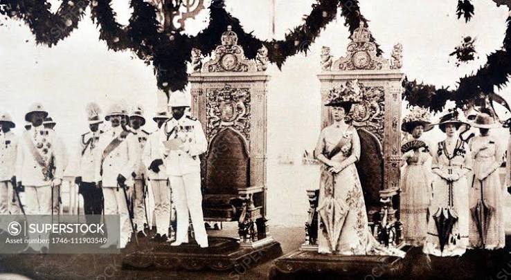 Photograph of the Royal visit to India by King George V (1865-1935) and Queen Mary of Teck (1867-1953). Dated 1911 - SuperStock
