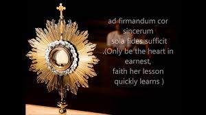 Thomas aquinas for the feast of corpus christi. Pange Lingua Latin To English Translation Youtube In 2021 Eucharist Eucharistic Adoration Learning To Pray