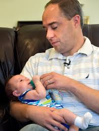 Is his heart broken?' How Alabama meteorologist, wife deal with newborn's  health issues