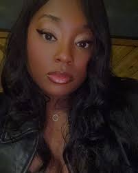 Kendra Renee's Instagram, Twitter & Facebook