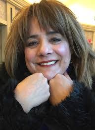 Debbie Sim's Instagram, Twitter & Facebook