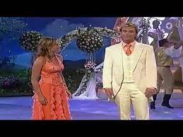 Helene Fischer Erster Tv Auftritt Bei Florian Silbereisen 2005 Schlagerfieber De Florian Silbereisen Helene Fischer Florian Silbereisen Dunkle Mode