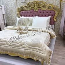 Masa Ortusu Fransiz Danteli Ve Simli Isvicre Keteni Gosterisli Ve Sik Sofralarda Yemek Sunmayi Ve Yemeyi Kim I Yatak Nevresim Takimi Yatak Ortusu