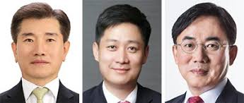 20일 lg생활건강에 따르면 데일리뷰티 사업을 총괄하는 a상무가 대기 발령 조치된 후 업무에서 배제된 것으로 알려졌다. êµ¬ê´'ëª¨ì˜ Lg ì²« ì¸ì‚¬ í˜¸í¡ ë§žì¶œ ì§€ì£¼ì‚¬ íŒ€ìž¥ 10ëª… ì¤' 9ëª… êµì²´ ì¤'ì•™ì¼ë³´