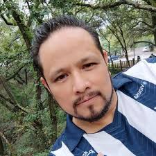 Jorge Iñiguez Flores (@xcadillo)