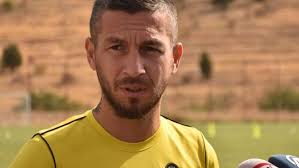 Galatasaray, kap'a yaptığı açıklamada profesyonel futbolcumuz adem büyük ile şirketimiz arasındaki sözleşme karşılıklı olarak sona. Adem Buyuk Yeni Malatyaspor Da Oldugum Icin Mutluyum Son Dakika Spor Haberleri