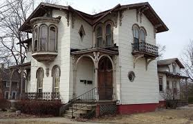 1870 Italianate For Free In Delavan Wisconsin Captivating Houses Ruins Architecture Victorian Buildings Old Houses For Sale