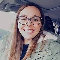 Neva Bell's Instagram, Twitter & Facebook