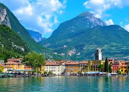 How to go to lake garda from verona. Lake Garda Venice And Verona By Express Coach Shearings