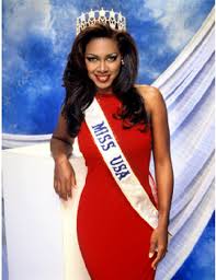 Kenya Moore Miss Michigan Usa 1993 Also Won The Miss Usa Pageant That Year Miss Usa African American Beauty Beautiful Black Women