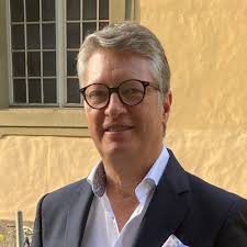 Sharon Amsler's Instagram, Twitter & Facebook