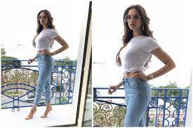 The om shanti om star turns 35 today. Cannes 2018 Deepika Padukone S Latest Picture Proves Why Less Is More When It Comes To Fashion Fashion News India Tv