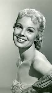 #morph #betsypalmer #fridaythe13th #queenbee #thetinstar #bellwitch  #thefear2