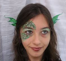 Was man braucht, ist vor allen dingen oder vielleicht wollen sie ihre kleine prinzessin wie eine tolle dame aus dem antiken ägypten. Mit Fantasievollem Drachen Gesicht Fur Unikales Fasching Make Up Sorgen