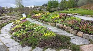 Bordures De Jardin 40 Des Designs Les Plus Repandus Bordure Jardin Jardins Et Bordure De Jardin En Pierre