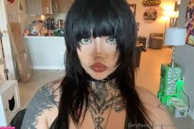 Celeste triplex por for those of you that lack complete