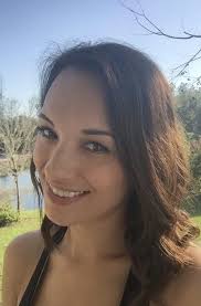 Alisha Hutchinson's Instagram, Twitter & Facebook