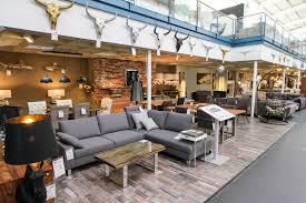 Riess ambiente sofa finest moderne design wanduhr spizy. Riess Ambiente Wohnmeile Halstenbek