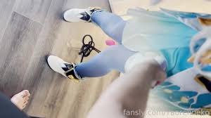 Yaorenneko - My first bondage squirt | Girlspee Video