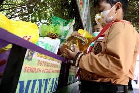 Gambar gotong royong di sekolah kartun bestkartun 11 05 2019 gambar gotong royong di sekolah kartun selamat pagi dapat berjumpa lagi bersama kita yang selalu setia buat update dan share tentang foto animasi terbaru dalam kalangan abg masa kini amat sulit untuk mengungkapkan suatu perasaan gotong royong modal dasar pembangunan mikirbae. Igmzj0nzpizv M