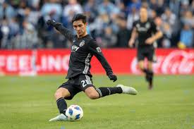 Bekijk alle informatie over f. Family Man Felipe Gutierrez At Home With Sporting Kansas City The Blue Testament