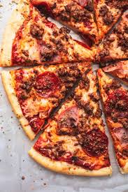 Meat Lovers Pizza Creme De La Crumb In 2020 Meat Lovers Pizza Healthy Homemade Pizza Easy Homemade Pizza