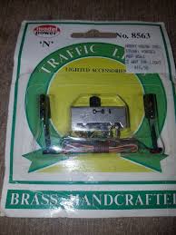 model power 8563 n scale 2 operating traffic lights new in package modelpower