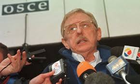 Former US diplomat backs Albanian nationalist in Kosovo elections